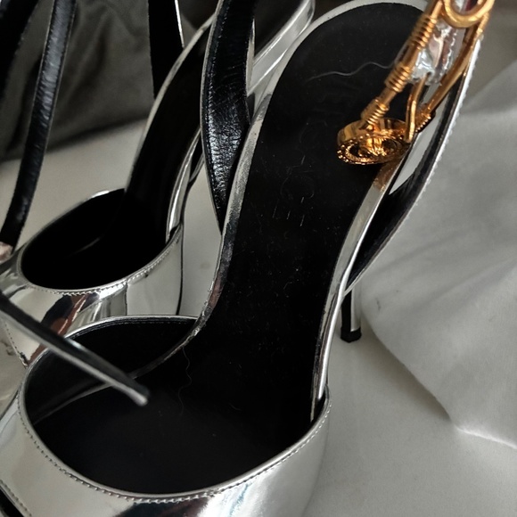 Versace heels - Picture 5 of 7